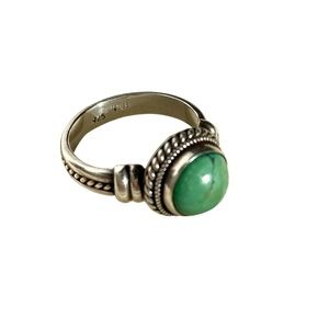 Sterling silver + Green stone ring